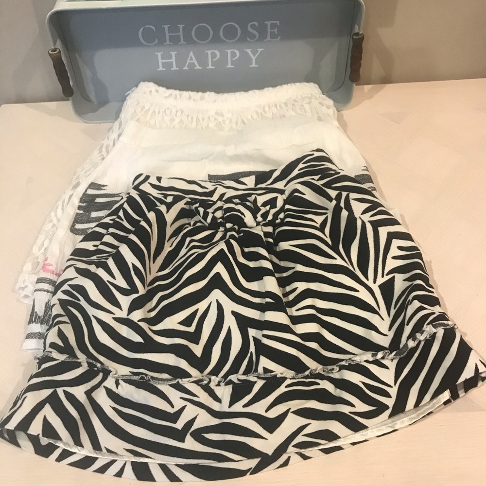 Bundle of 3 short skirts-girls-XS/8